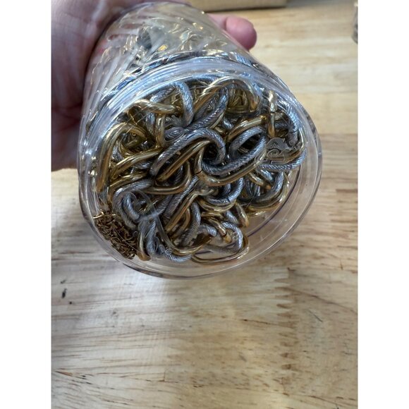 Gold-Tone Jewelry Lot Mystery Wearable Assorted Styles & Colors 1lb+ Mixed Earri - Picture 3 of 16